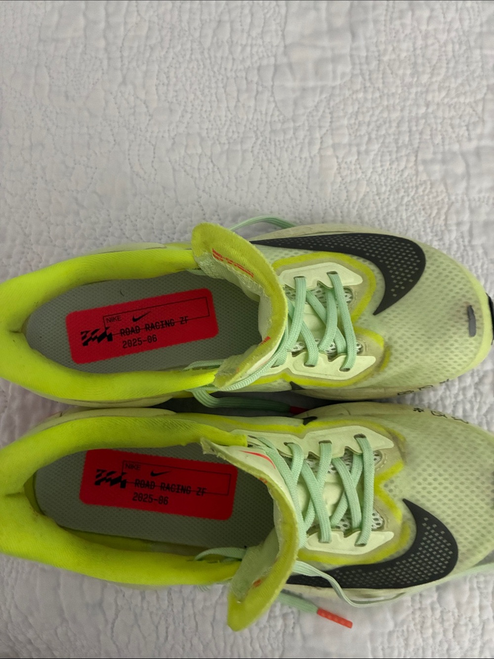 Nike Women’s Zoom Fly 5 Neon Super lightweight Road Racing Running Shoes